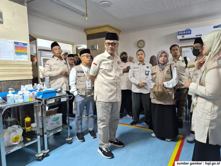 Antisipasi Kelelahan Pasca-Armuzna, Wamenhaj Minta Layanan Kesehatan Madinah Jemput Bola